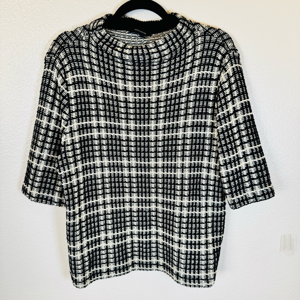 Ann Taylor Black and Cream Knit Sweater